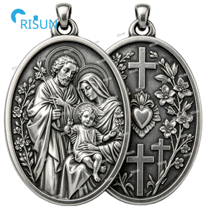 Collier pendentif religieux catholique Jésus-Christ la Vierge <span class=keywords><strong>Marie</strong></span> Saint Joseph, médaillon personnalisé, médaille de la Sainte Famille - Product Image 4