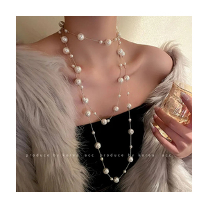 Bigiotteria <span class=keywords><strong>di</strong></span> Moda Inverno 2025 Collana Lunga <span class=keywords><strong>di</strong></span> <span class=keywords><strong>Perle</strong></span> Placcata in Oro Stile Elegante per Donna Catena Multistrato da Maglione - Product Image 1