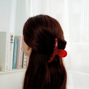 Pinza de Pelo Estilo Coreano de 9.6cm con Rayas Rojas de Acetato, Pinza de Pelo Moderna para Mujer, Pinza de Pelo para Recoger el Cabello, Venta al por Mayor Personalizada - Product Image 6