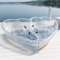 Kayak transparent en forme de cœur pour deux personnes, idéal pour les centres aquatiques, les lacs, les plages et les entreprises de location.
