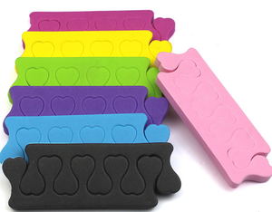 Soft Foam Disposable Toe Separators Pedicure Toe Spacers <strong>Toenail</strong> Divider Toe Separators for Nail Polish - Product Image 1