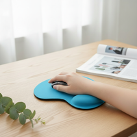 Tapis de souris ergonomique OEM avec support de poignet en gel pour le bureau, base antidérapante, design confortable et amusant pour ordinateur et ordinateur portable