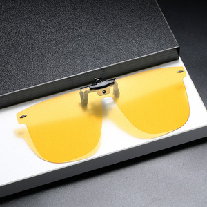 Polarized Clip-on Sunglasses TAC Lens UV400 Protection <b>Large</b> <b>Frame</b> For Drivers Unisex TR Metals <b>Frame</b> Box Packing - Product Image 2