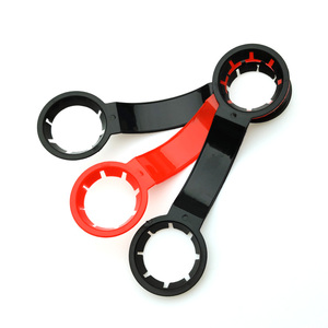 Tay Cầm Chai Nhựa Nhiều Đường Kính Cho Hai Chai Mang Theo - Product Image 2