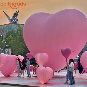 Scultura Gonfiabile Gigante a Forma di Cuore Rosso con Braccia per San Valentino, Matrimoni, Decorazioni per Interni ed Esterni, Ideale per Foto - Product Image 4