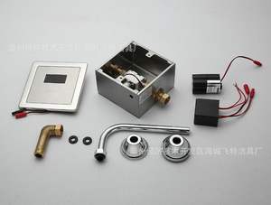 Alfombrillas de Urinario de Estilo Moderno con Sensor de Placa ABS para Baño de Hotel, Descarga Automática de Cerámica, Venta al por Mayor del Fabricante - Product Image 4