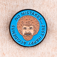 Spilla smaltata rotonda con personaggio cartone animato, spilla da bavero con citazioni, distintivo per zaino, accessori per abbigliamento, gioiello divertente, regalo