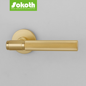 Heavy Duty Commercial Cheap Price Iron Lever <strong>Handle</strong> for Hotels Knurled Black Satin <strong>Brass</strong> and Gold Wooden <strong>Door</strong> <strong>Handle</strong> - Product Image 5