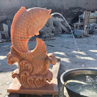 Fontaine d'eau en pierre pour jardin extérieur, sculpture de carpe en marbre sculptée à la main pour la décoration de bassin paysager