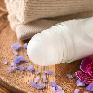 Contenitore Roll-On ricaricabile da 50ml, facile da indossare e rimuovere bottiglie di vetro prive di perdite per accessori di oli essenziali - Product Image 6