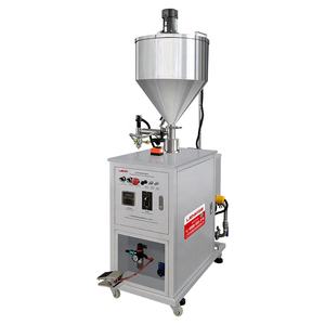 Machine de remplissage à chaud semi-automatique à température constante pour cire de <span class=keywords><strong>paraffine</strong></span>, <span class=keywords><strong>vaseline</strong></span> et crème, 5-150 ml / 30-500 ml / 60-1000 ml - Product Image 3