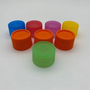 Tapas de Rosca de Plástico PP de Color Personalizado, 38mm, 47mm, 53mm, 56mm, 68mm, 89mm, 89/400, Lisas y Antiderrames para Frascos - Product Image 5