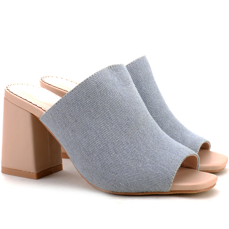 Una buena noticia para las bajitas, Zara dice que vuelven los zapatos de  tacón con plataforma y hay unos de estampado de serpiente que son  alucinantes (por menos de 30 euros)