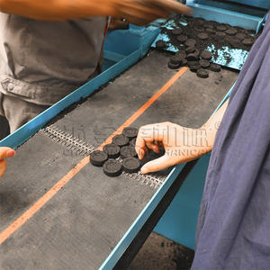 Fabrikneue BBQ-Shisha-Hookah-Kohle-Brikettiermaschine mit Motor aus Kohlenstoffstahl, 400-500 kg/h Kapazität - Product Image 3