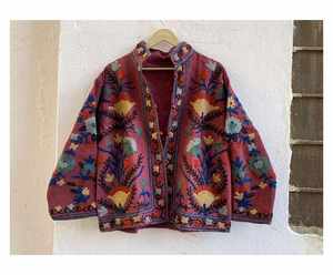 Veste matelassée classique brodée Suzani pour femme, style robe, à rayures, idée cadeau géniale, en tissu TNT imprimé avec rembourrage en coton - Product Image 5