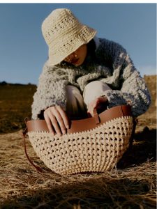 Nouveauté Printemps 2026 : <span class=keywords><strong>Sac</strong></span> à bandoulière Polingen Cyme Mini <span class=keywords><strong>Cognac</strong></span> Rafa en cuir véritable avec deux sangles et fermoir magnétique - Product Image 2