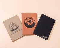 Carnet en cuir gravé, journal personnalisable, journal en cuir personnalisé, cadeau pour officiant, cadeau de rentrée scolaire pour homme