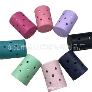 Funda para vaso de EVA perforada y aislada, roja, 80x110mm, para uso en bolsas de playa - Product Image 3