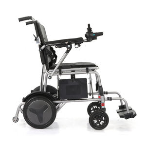 Silla de ruedas motorizada portátil ultraligera plegable 2025, silla de ruedas eléctrica 4x4 de playa de aluminio para ancianos para adultos - Product Image 6