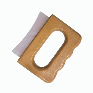 Masseur Gua Sha en quartz rose à poignée en bois, outil corporel, vente en gros pour les fournisseurs de produits de beauté, directement de l'usine - Product Image 4