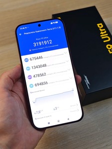 Version Globale PO CO F9 Ultra Snap Dragon 8 Elite Gen 5 6.9'' Amoled 185Hz 8050mAh 100W <span class=keywords><strong>5G</strong></span> Smartphone de Jeu - Product Image 4