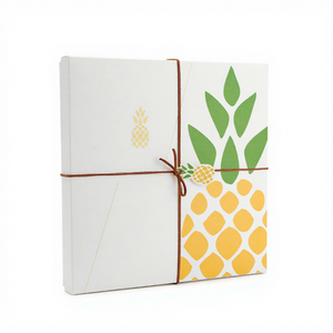 Elegante Scatola Regalo Personalizzabile per Dolci con Vassoi Interni per Pasticcini e Macarons, Ideale per Feste, Matrimoni e Regali Aziendali - Product Image 3