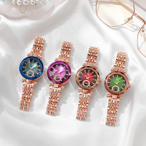 Reloj de Cuarzo Blanco Elegante para Mujer, Correa de Aleación de 20 mm, Edición Limitada, Reloj de Buceo, Opción de Lujo Informal - Product Image 2