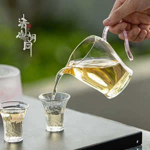 Pichet à thé en verre transparent avec poignée colorée, design bec d'aigle, pour service de thé Kung Fu, origine Dehua, style simple - Product Image 3