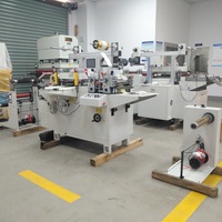 Machine de découpe automatique pour ruban VHB découpé et déchets de découpe réenroulés