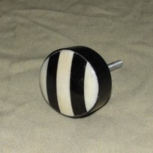 Venta caliente perillas de incrustaciones de hueso y decoración del hogar perillas de incrustaciones de hueso redondo para cajón de armario de tocador a la venta por Lametierartz - Product Image 5