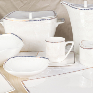 Bán Buôn 61/66 Pcs Sang Trọng Thanh Lịch Upscaled Xương Trung Quốc Sứ Ăn Đặt Thanh Lịch Nhà Hàng Ăn Tối Bộ Đồ Ăn Đặt - Product Image 1