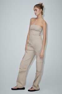 Salopette longue de loisirs urbains pour femmes avec combinaison poitrine étendue - Product Image 2