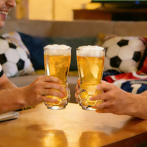 <span class=keywords><strong>Verre</strong></span> à bière en cristal sans plomb, résistant à la chaleur, en forme de ballon de football, de haute qualité, personnalisé, pour vin, jus et autres boissons, vente en gros - Product Image 4