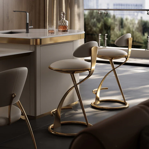 <span class=keywords><strong>Tabouret</strong></span> de <span class=keywords><strong>bar</strong></span> de comptoir moderne de luxe en acier inoxydable en cuir à dossier <span class=keywords><strong>bas</strong></span> noir et or pour îlot de cuisine chaise de <span class=keywords><strong>bar</strong></span> en métal avec repose-pieds - Product Image 1