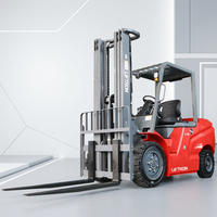 Montacargas Eléctrico Contrapesado Liftron Serie DL CPD30L de 3 Toneladas con Horquillas de Litio de 1070 mm de Longitud para Construcción Industrial