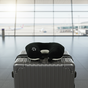 Adorable oreiller de <span class=keywords><strong>voyage</strong></span> 2-en-1 en forme de <span class=keywords><strong>pingouin</strong></span>, peluche animale de dessin animé et support de cou en U, coussin pliable pour avion et voiture - Product Image 1