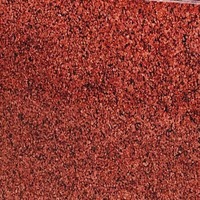 Vente en gros de dalles de granit rouge impérial avec finition de surface premium pour revêtements de sol, plateformes de cuisine et projets de construction