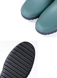 Zapatos <span class=keywords><strong>de</strong></span> lluvia <span class=keywords><strong>de</strong></span> trabajo al aire libre impermeables <span class=keywords><strong>de</strong></span> nuevo diseño <span class=keywords><strong>para</strong></span> hombres y mujeres Botas <span class=keywords><strong>de</strong></span> lluvia <span class=keywords><strong>de</strong></span> tobillo antideslizantes característica desechable - Product Image 2