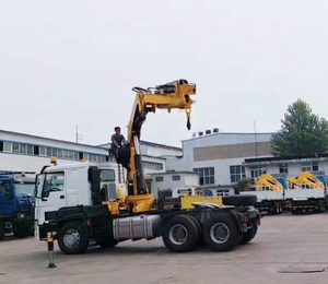 סינוטרוק 6x4 טרקטור הואו משאית עם מנוף 16 טון הידראולי טלסקופי קיפול בום משאית רכוב למכירה - Product Image 3