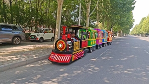 Tren Turístico Eléctrico Infantil con Diseño de Huella de <span class=keywords><strong>Fantasma</strong></span> Verde de Dibujos Animados, Sin Rieles, para Parques Temáticos y Centros Comerciales - Product Image 4