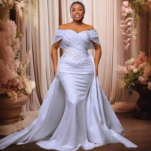 Abito da sposa a sirena di lusso 2026 con maniche aperte e pizzo perlato - Product Image 3
