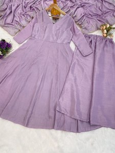 Ensemble Kurti, Bas et Dupatta de style indien, avec broderie de séquence et travail de codage, en Chinon lourd, séchage rapide, pour fête, Salwar Saree - Product Image 6