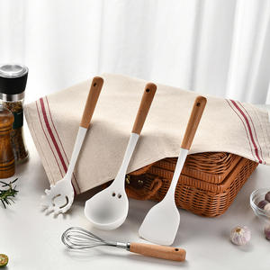 Ustensiles de cuisine en silicone 5 en 1 avec logo personnalisé Ensemble d'ustensiles de cuisine avec baril de stockage Cuillère à bêche Cuillère à oeufs Bater - Product Image 2