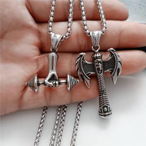 Collar Vikingo con Hacha de Plata, Estilo Hip Hop para Hombre, MOQ Bajo, Gran Descuento - Product Image 1