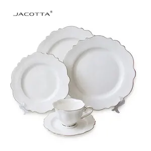 Western Dinnerware Tableware Set Luxury European Style High-grade Dinner Set Gold Rim Bone China Ceramic Plates Dishes