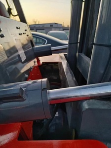 Reliable Used 8.5T Internal Combustion <b>Forklift</b> with 4m Mast and 92kW WEICHAI Engine for Construction Material Handling - Product Image 4
