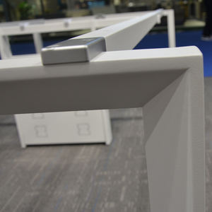 โต๊ะทำงานสำนักงานแบบใหม่ ดีไซน์ทันสมัย ขายดี แบบสองด้าน สำหรับ 4 คน เฟอร์นิเจอร์สำนักงานระดับผู้บริหาร - Product Image 6