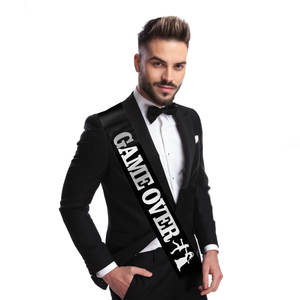 Écharpe de Marié en Satin « Game Over » pour Enterrement de Vie de Garçon, Idée Cadeau Amusante pour Mariage et Fiançailles, pour Marié Gamer ou Récentment Divorcé - Product Image 6