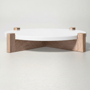 Support à gâteau minimaliste blanc et bois, plateau rond pour présentation alimentaire, idéal pour les buffets d'hôtel, la restauration et le thé de l'après-midi - Product Image 1
