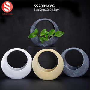 10 pulgadas colgar jardín <span class=keywords><strong>planta</strong></span> <span class=keywords><strong>Luna</strong></span> forma <span class=keywords><strong>de</strong></span> resina grande suculento pote <span class=keywords><strong>de</strong></span> <span class=keywords><strong>flor</strong></span> - Product Image 2